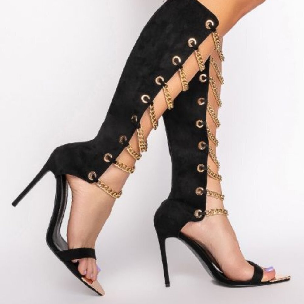 AZALEA WANG " RUNWAY CHAINS  STILETTO " SANDAL IN BLACK ( BRAND NEW !!!!!!!!!!!!